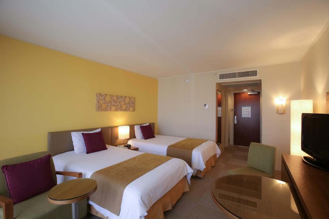 Guam Reef Hotel Tumon Exterior photo
